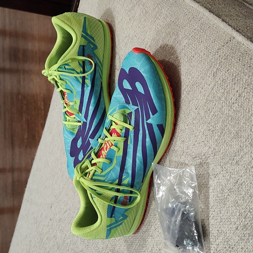 New Balance Racing Shoes Size 9 - Picture 2 of 9